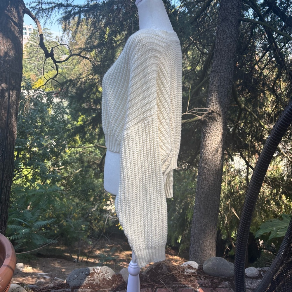 SHEIN Cream Knit Sweater - Picture 4 of 10